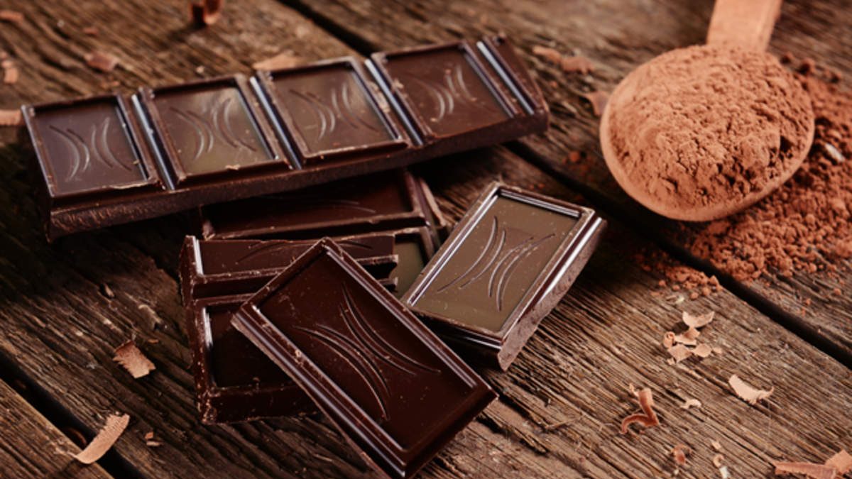 شکلات تلخ مفید